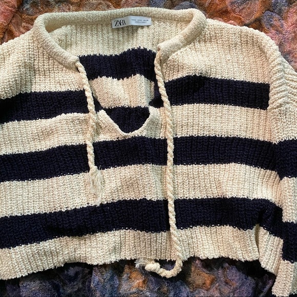Black & White Striped Cropped Knit - Picture 3 of 3